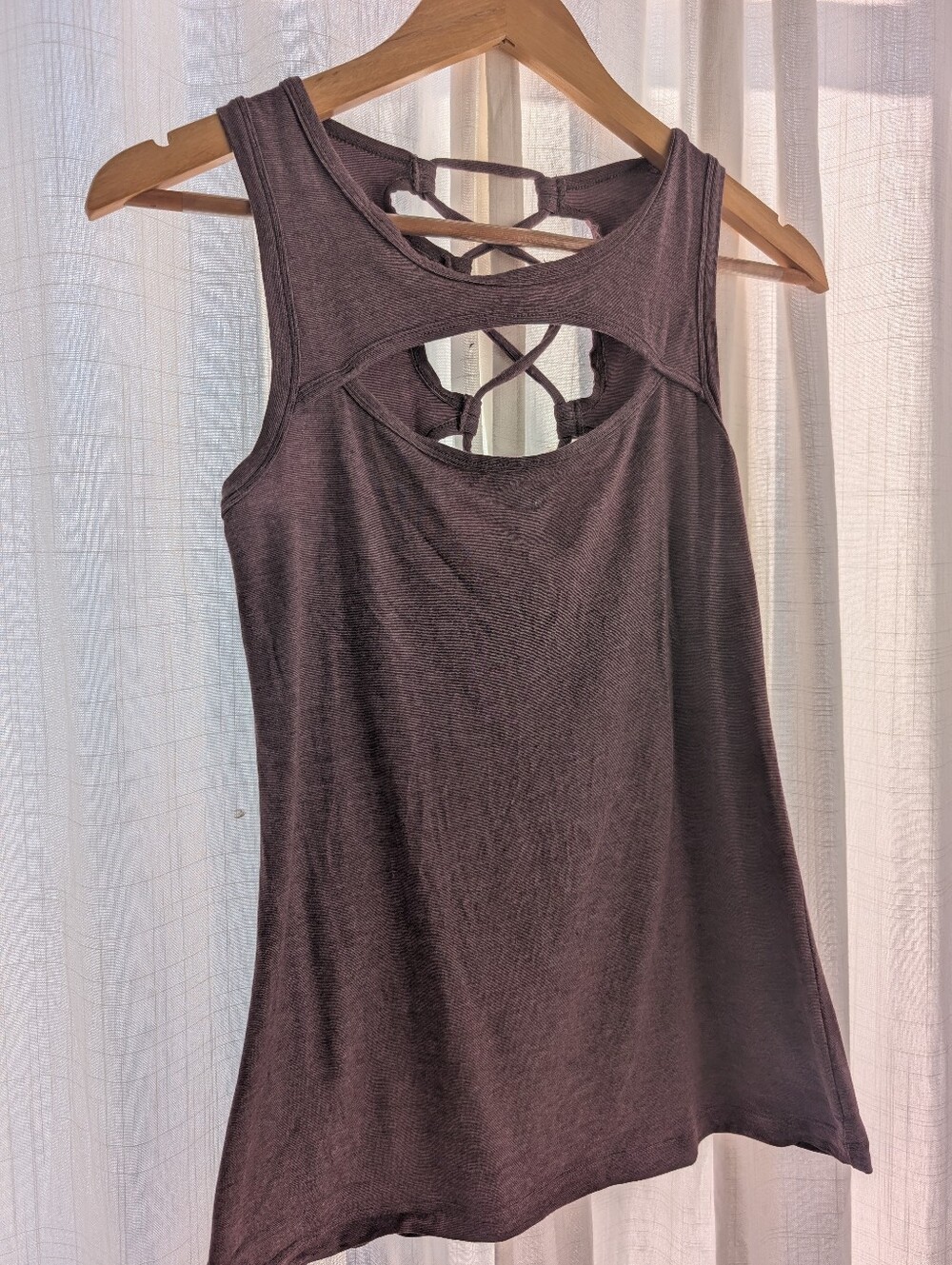 Women's Crisscross Back Tank top | Mauve